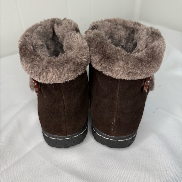 Brown women’s ankle boots - Picture 5 of 8